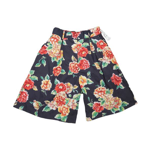 Vintage 90s Nouveau black and red floral high rise longline shorts M - Picture 1 of 5